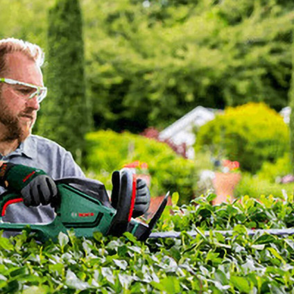 Кусторез Bosch UniversalHedgeCut 50 06008C0501