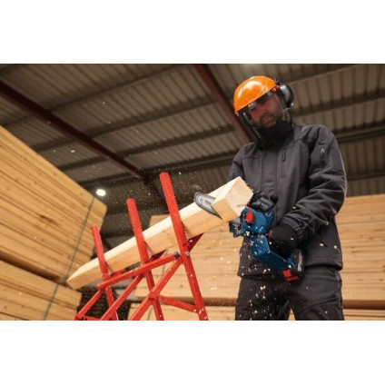 Аккумуляторная пила Bosch GKE 18V-20 Professional 06008D7100 (без АКБ)