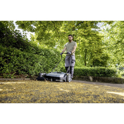 Подметальная машина Karcher KM 70/15 C Classic 1.517-111.0