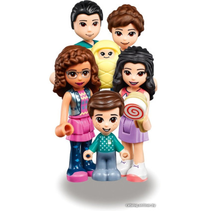 Конструктор LEGO Friends 41450 Торговый центр Хартлейк Сити