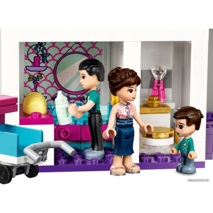 Конструктор LEGO Friends 41450 Торговый центр Хартлейк Сити