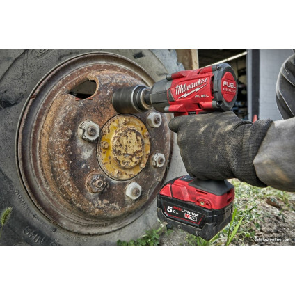 Гайковерт Milwaukee M18 FUEL M18FMTIW2F38-0X 4933479153 (без АКБ, кейс)