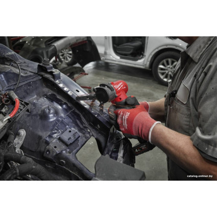 Ленточная шлифмашина Milwaukee M12 Fuel FBFL10-402B (с 2-мя АКБ, сумка)