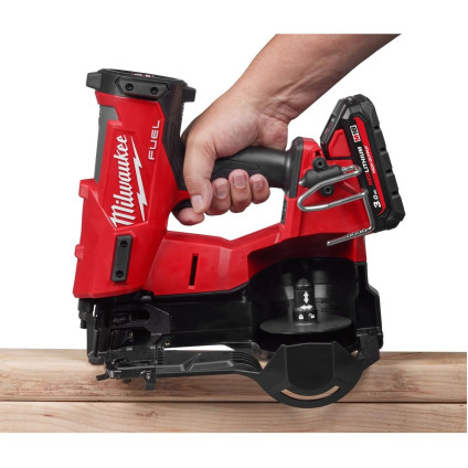 Гвоздезабиватель Milwaukee M18 FRCN45-0X Fuel 4933498168 (без АКБ, кейс)