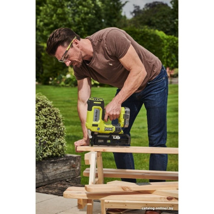 Гвоздезабиватель Ryobi R16GN18-0 5133005137