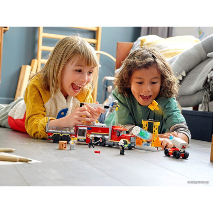 Конструктор LEGO City 60282 Команда пожарных