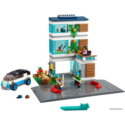 Конструктор LEGO City 60291 Семейный дом