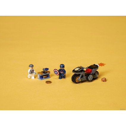 Конструктор LEGO Marvel Super Heroes 76189 Битва Капитана Америка с Гидрой
