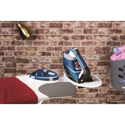 Утюг Russell Hobbs 26020-56