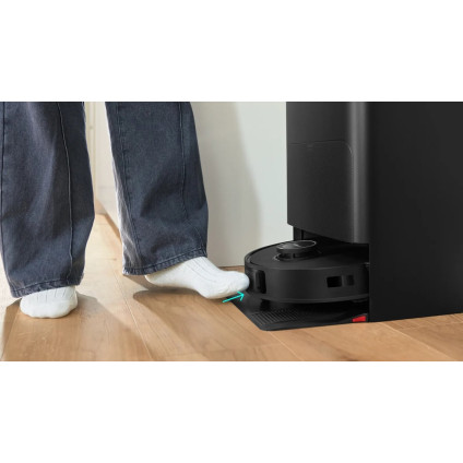 Робот-пылесос Bosch Spotless Max BCRDW3B