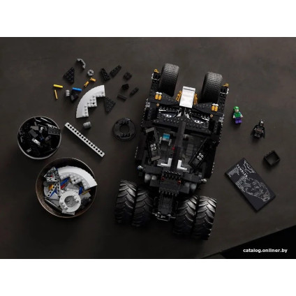 Конструктор LEGO DC Batman 76240 Бэтмобиль Тумблер