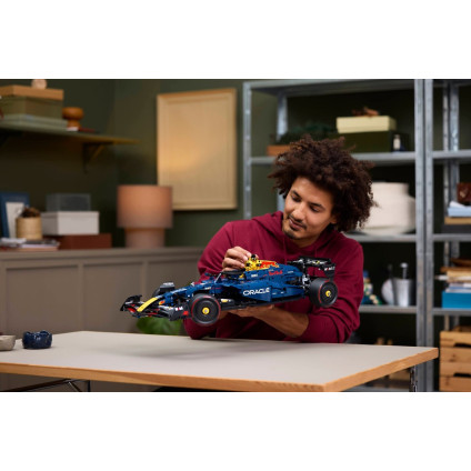 Конструктор LEGO Technic 42206 Гоночная машина F1 Oracle Red Bull Racing RB20