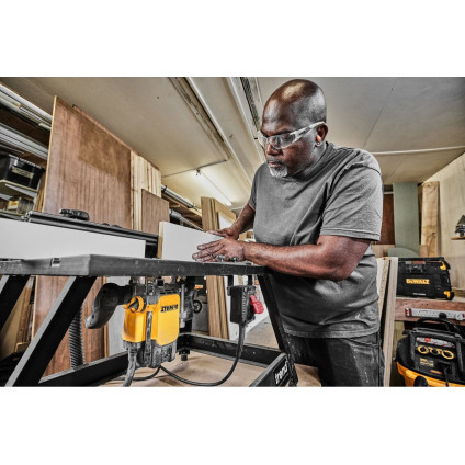 Вертикальный фрезер DeWalt DWE627KT (кейс)