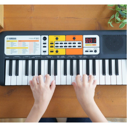 Синтезатор Yamaha PSS-F30