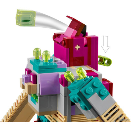 Конструктор LEGO Minecraft 21257 Столкновение с Пожирателем
