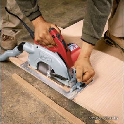 Дисковая (циркулярная) пила Milwaukee SCS 65 Q