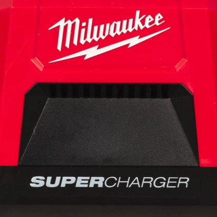 Зарядное устройство Milwaukee M18MDBSC 4932498557 (18В)