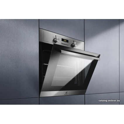 Электрический духовой шкаф Electrolux SurroundCook 600 EOF3H00BX