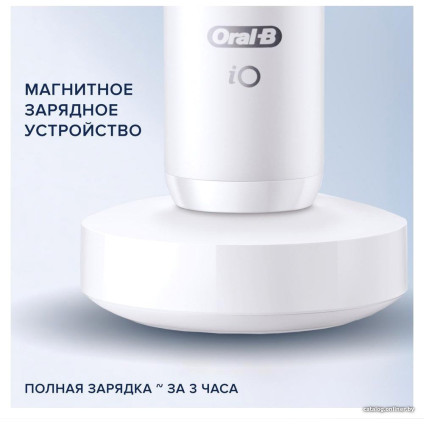 Электрическая зубная щетка Oral-B iO 8n (белый, 1 насадка)