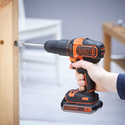 Ударная дрель-шуруповерт Black & Decker BDCHD18K1B2 (с 2-мя АКБ, кейс)