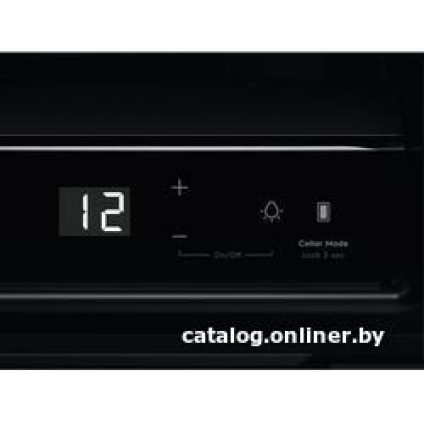 Винный шкаф Electrolux EWUS018B7B