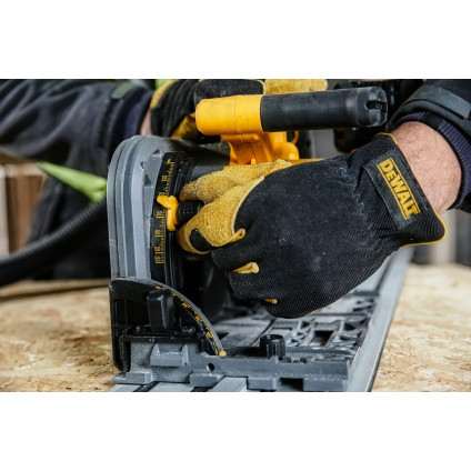 Дисковая погружная  DeWalt DCS520T2 (с 2-мя АКБ, кейс)