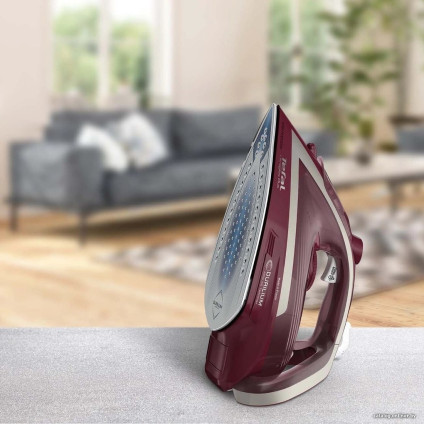 Утюг Tefal FV6820E0