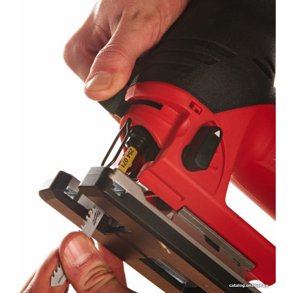 Электролобзик Milwaukee JS 120 X [4933381680]