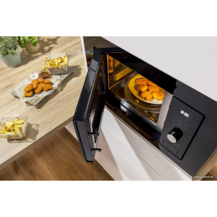 Микроволновая печь Gorenje BM201AG1X
