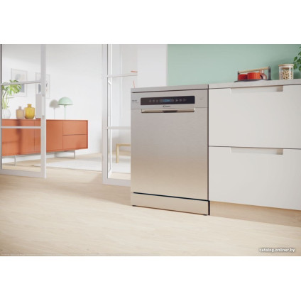 Отдельностоящая посудомоечная машина Candy RapidO CF 4C6F1X