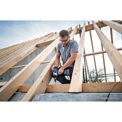 Гайковерт Bosch GDS 18V-1000 Professional 06019J8304 (с 2-мя АКБ, кейс)