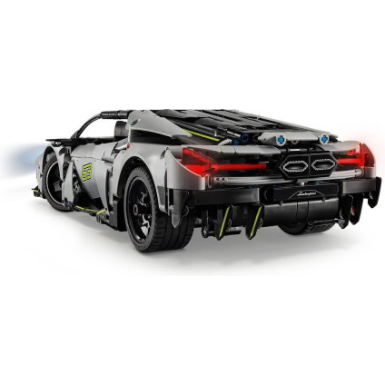 Конструктор LEGO Technic 42214 Суперкар Lamborghini Revuelto