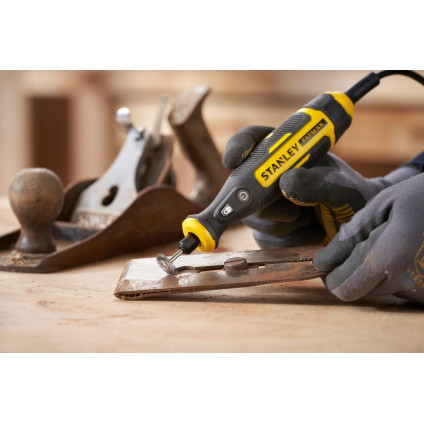 Гравер Stanley SFMCE030B-XJ (без АКБ)