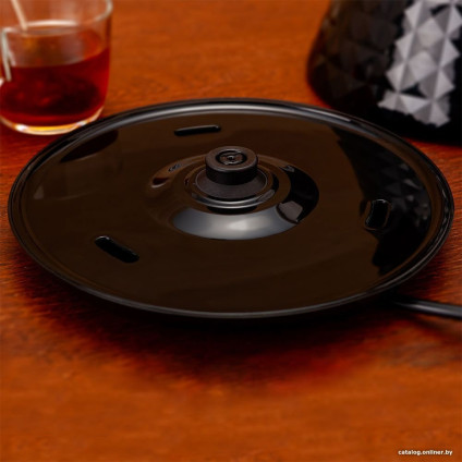 Электрический чайник Eldom C275 Nelo (черный)