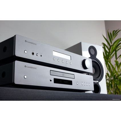 Интегральный усилитель Cambridge Audio AXA35 (серебристый)