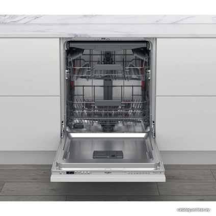 Встраиваемая посудомоечная машина Whirlpool WIC 3C34 PFE S