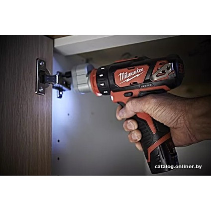 Дрель-шуруповерт Milwaukee M12 BDDXKIT-202C 4933447836 (с 2-мя АКБ, кейс)