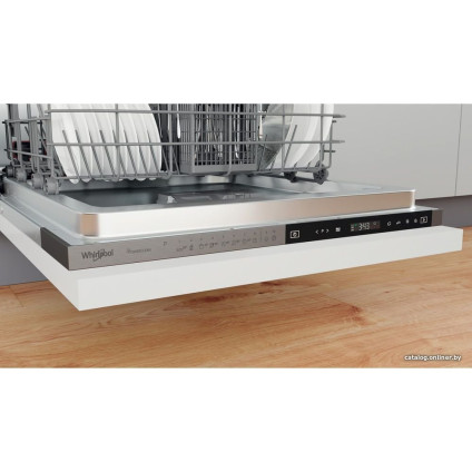 Встраиваемая посудомоечная машина Whirlpool WIP 4T133 PE S