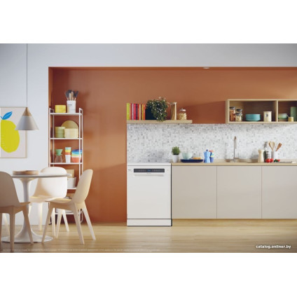 Отдельностоящая посудомоечная машина Candy RapidO CF 3C7F0W