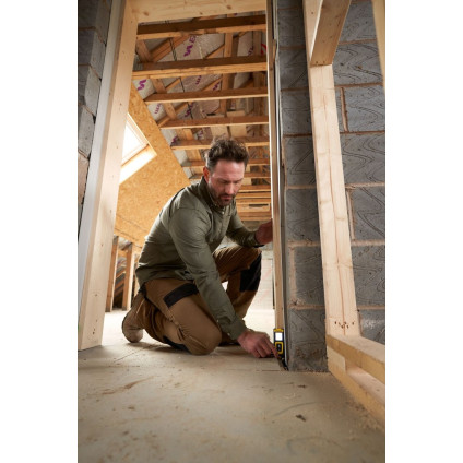 Лазерный дальномер Stanley STHT77100-0