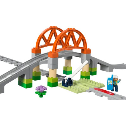 Конструктор LEGO Duplo Железнодорожный мост и пути 10426