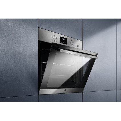 Электрический духовой шкаф Electrolux SteamBake 600 EOD3F50TX