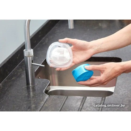 Пылесос Black & Decker NVC215WA