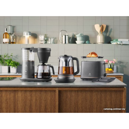 Тостер Electrolux Explore 7 E7T1-6BP