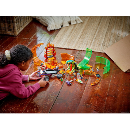 Конструктор LEGO City 60339 Трюковая арена Двойная петля