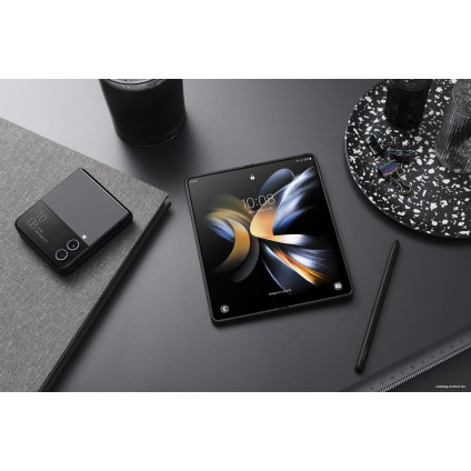 Телефон Samsung Galaxy Z Fold4 12GB/512GB (черный)