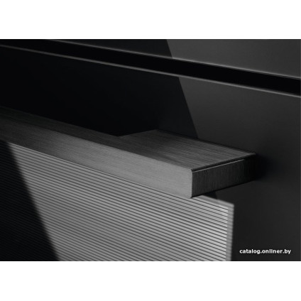 Электрический духовой шкаф Electrolux KOAAS31WT