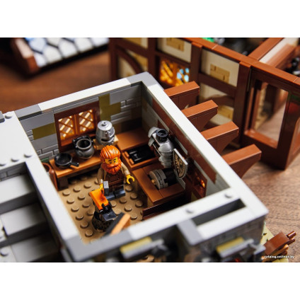 Конструктор LEGO Ideas 21325 Средневековая кузница