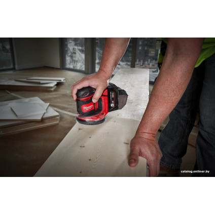 Эксцентриковая шлифмашина Milwaukee M18 BOS125-502B 4933464229 (с 2-мя АКБ, сумка)