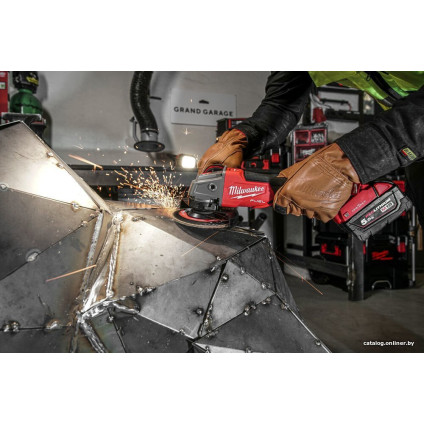 Угловая шлифмашина Milwaukee M18 ONEFSAG125XPDB-0X Fuel One Key 4933478434 (без АКБ)